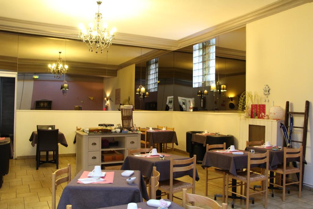 Hotel Le Colibri Εξ Λε Μπαν Εξωτερικό φωτογραφία