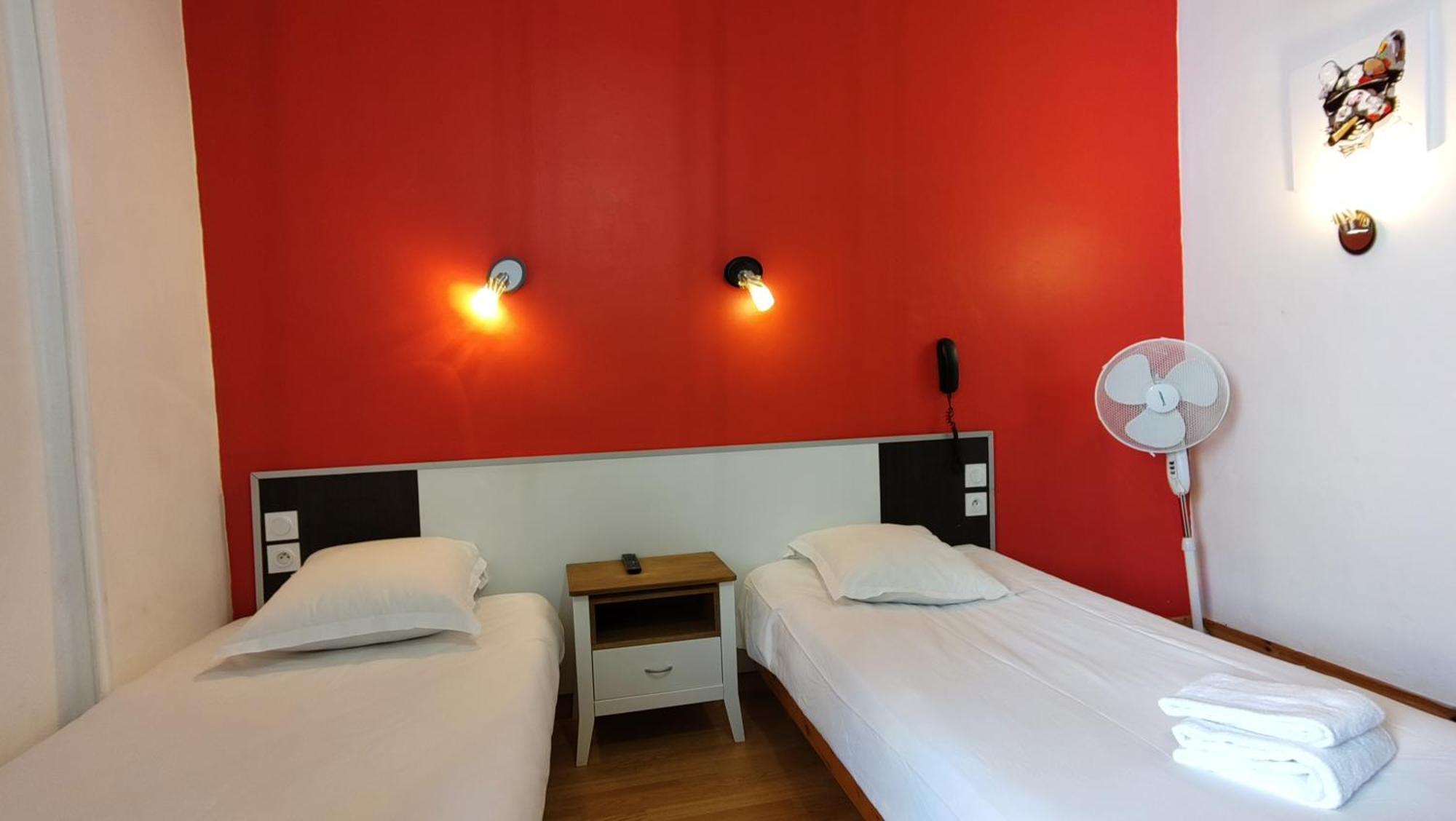 Hotel Le Colibri Εξ Λε Μπαν Εξωτερικό φωτογραφία
