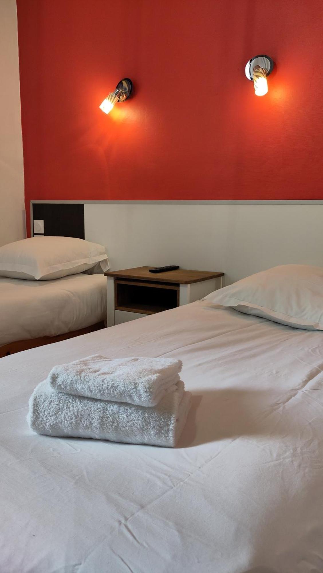 Hotel Le Colibri Εξ Λε Μπαν Εξωτερικό φωτογραφία