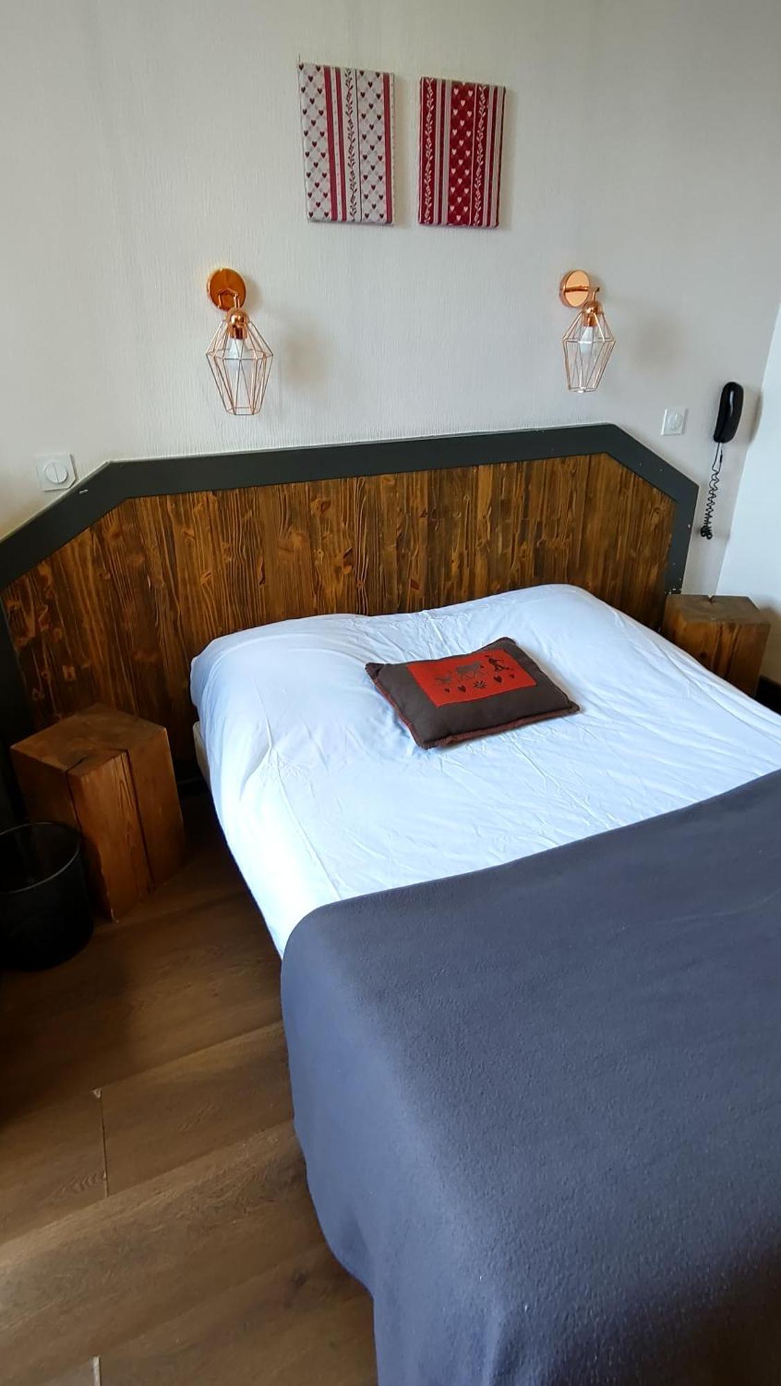 Hotel Le Colibri Εξ Λε Μπαν Εξωτερικό φωτογραφία
