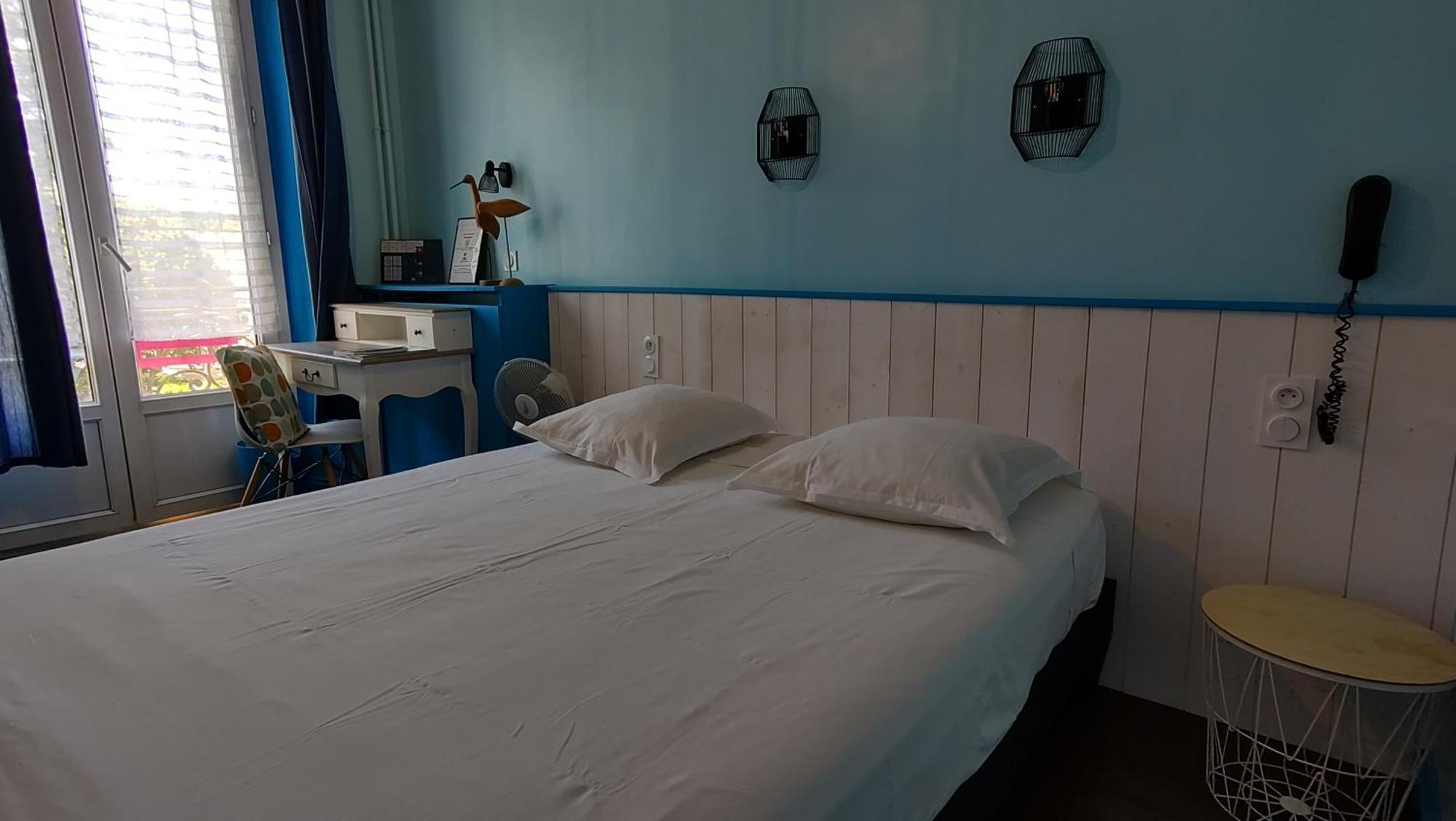 Hotel Le Colibri Εξ Λε Μπαν Εξωτερικό φωτογραφία