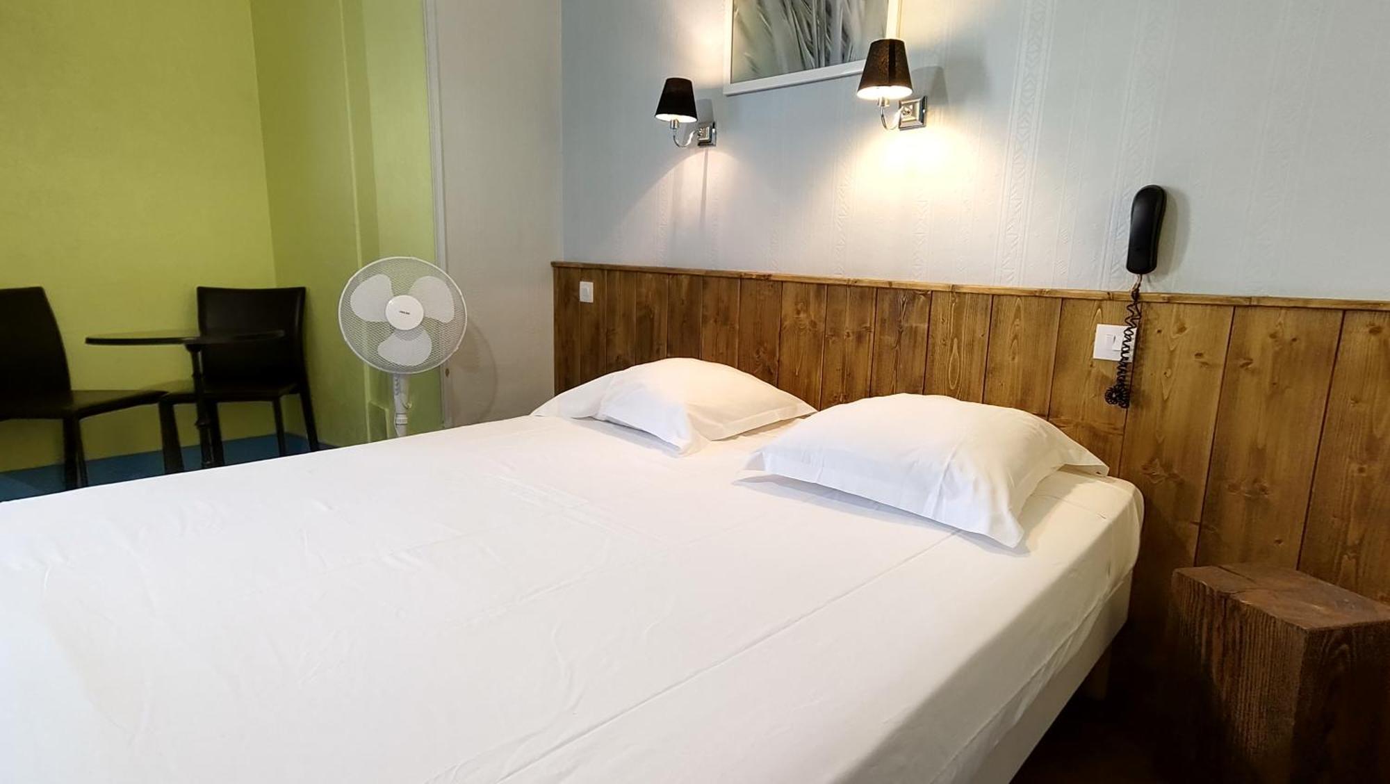 Hotel Le Colibri Εξ Λε Μπαν Εξωτερικό φωτογραφία