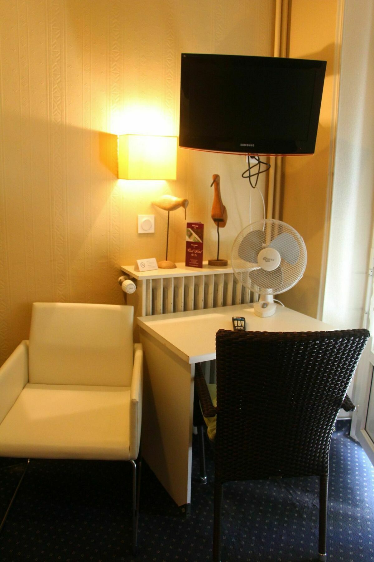 Hotel Le Colibri Εξ Λε Μπαν Εξωτερικό φωτογραφία