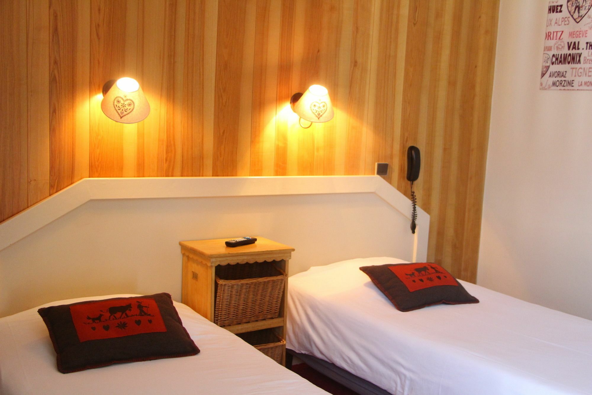 Hotel Le Colibri Εξ Λε Μπαν Εξωτερικό φωτογραφία